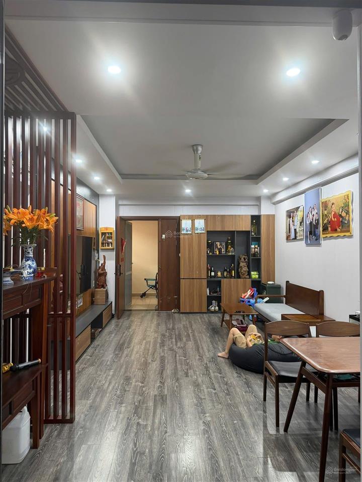 Cần bán căn 2 ngủ ct17 green house việt hưng. 72m2. full nội thất. giá 4,7 tỷ (ctl). 0981 716 ***