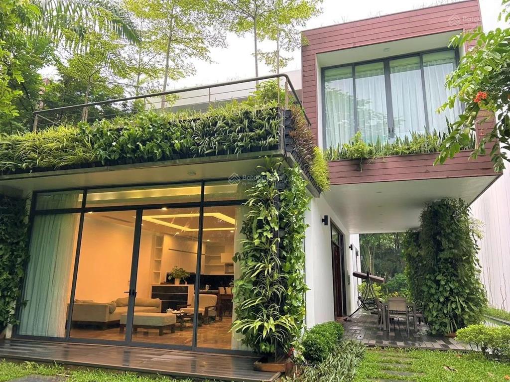 Cắt lỗ 2 tỉ biệt thự hoàng oanh 325m²