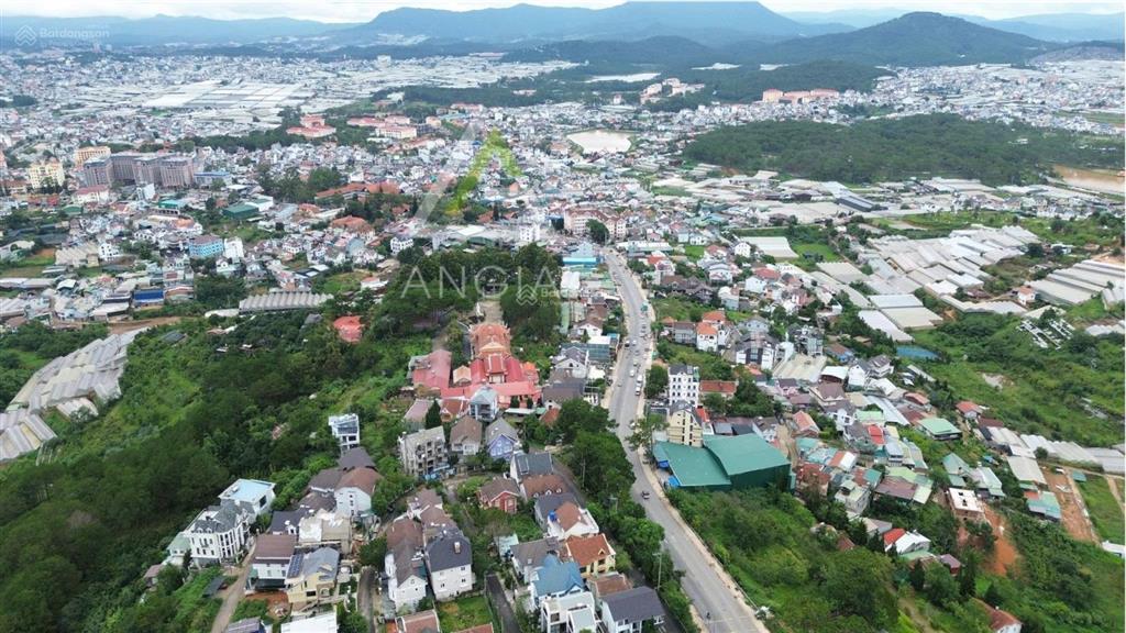 Bán đất mặt tiền đường hùng vương, đà lạt, 86 tỷ, 1357 m2, sổ hồng mt 20m