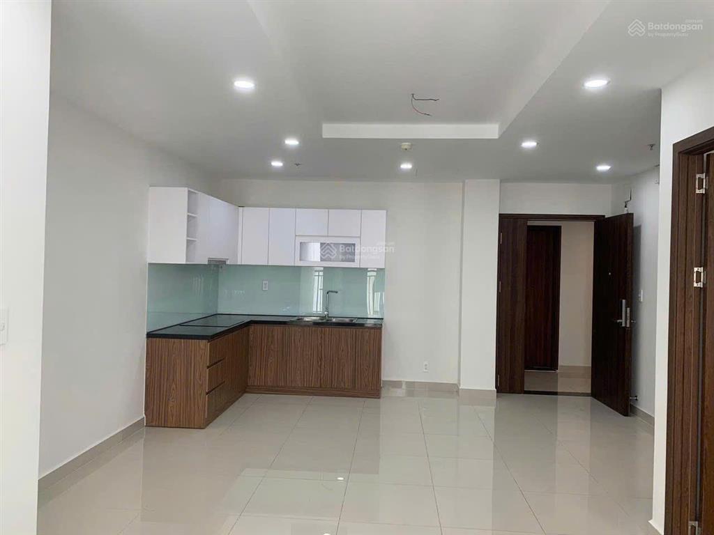 Bán ch phú đông premier 3,350 tỷ/ 2pn 2wc/70m2,view ngoài,sổ sẵn,hổ trợ vay 80%. 0986 632 ***