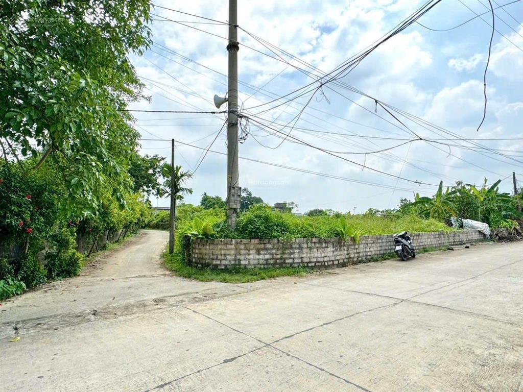Lô góc hàng hiếm 1850m bám trục chính đường rộng 8m tại thôn suối sếu, xã nhuận trạch, giáp khu cn