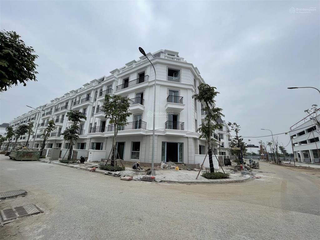 Hot! cần bán gấp lô góc diện tích 114,7m / mt 20m xây thô hoàn thiện mặt ngoài 5 tầng giá đầu tư