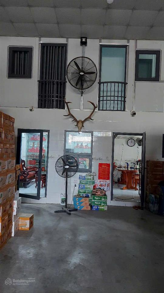 Bán kho xưởng 250 m2 lô góc 2 mặt tiền ngay nguyễn tri phương, dĩ an, tp hcm