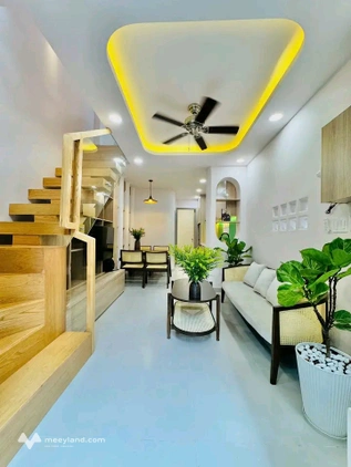 Cần sang gấp nhà Huỳnh Mẫn Đạt, quận 5, giá 3,25 tỷ, 56m2, sổ riêng mua bán nhanh