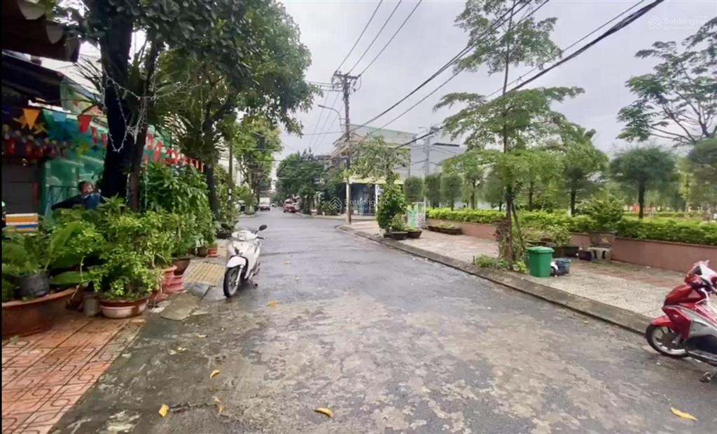 Bán lô đất 9x25 đường nguyễn duy sát đường xuân thuỷ đà nẵng. giá chỉ 64tr/m2 xây căn hộ rất đẹp