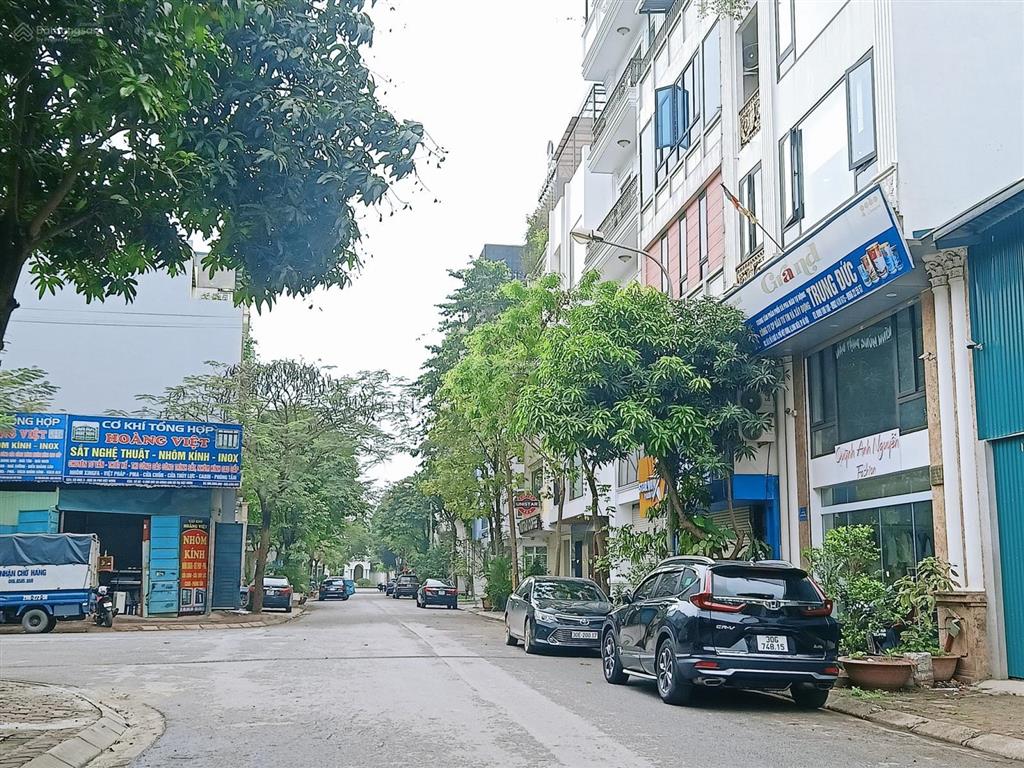 Giá hời phúc lợi 50m sổ đỏ nở hậu, 15m ra đường vỉa hè chỉ 5,4 tỷ.