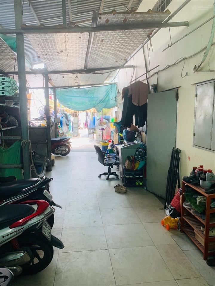 Nhà cấp 4, hẻm nhựa 8m, 90m² 6 phòng cho thuê 25tr/tháng chỉ 100m qua phú mỹ hưng. chỉ 9 tỷ x