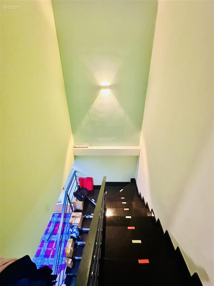 Cần bán nhà hxh 141/4x12m, 5.9 tỷ, 2pn, 2 tầng. nội thất full, gần parc mall q.8