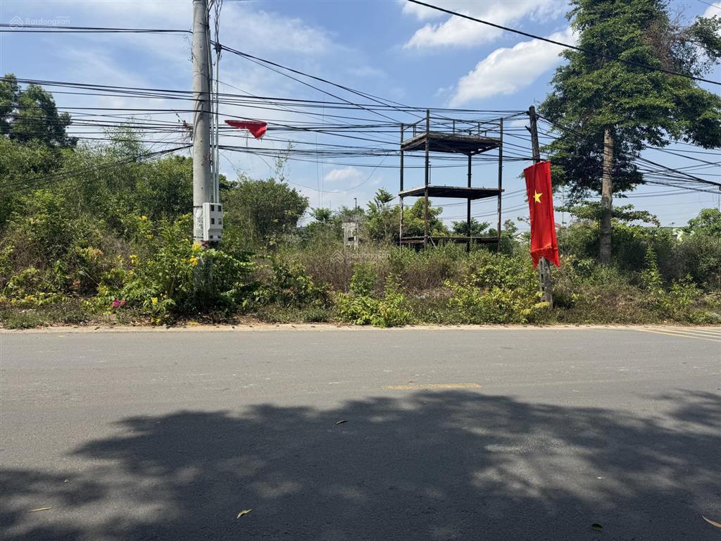 Bán mặt tiền huỳnh văn luỹ, 100m có 80m thổ cư, gần trường học cấp 1, ,2, 3 khu sầm uất giá 3tỷ5