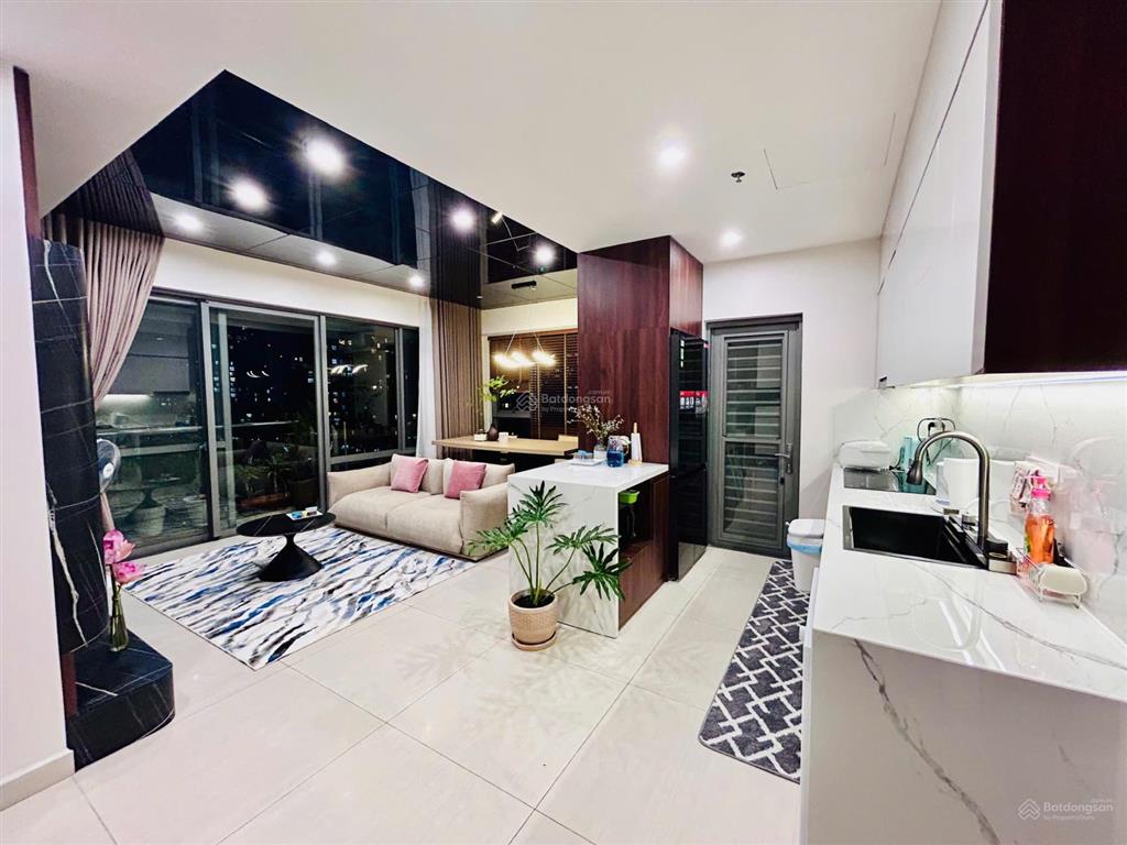 Bán căn hộ chung cư urban hill, 8,6 tỷ, 78 m2, 2pn, 2wc, đầy đủ nội thất cao cấp, ô xe hầm.