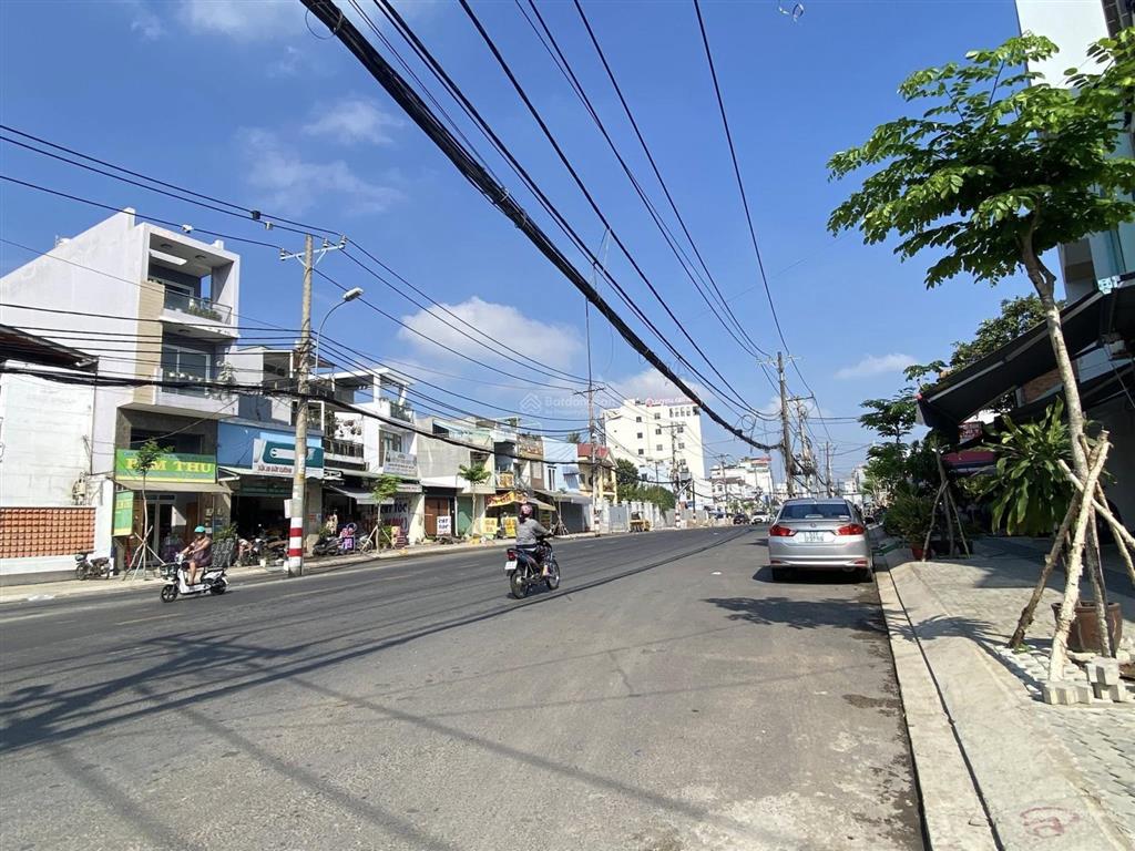Đất đẹp dt 104m2 full thổ cư, xd mới 5 tầng ngay ubnd phường cát lái mới chỉ 7.7 tỷ tl