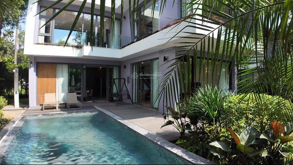 Bán biệt thự flamingo đại lải 242m² 2 ngủ. full nội thất sân vườn rộng sổ lâu dài. giá 13,5 tỷ
