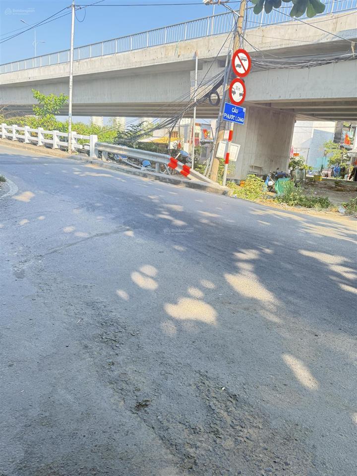 Đất thổ cư 65 m2 sổ riêng hẻm xe hơi công chứng ngay