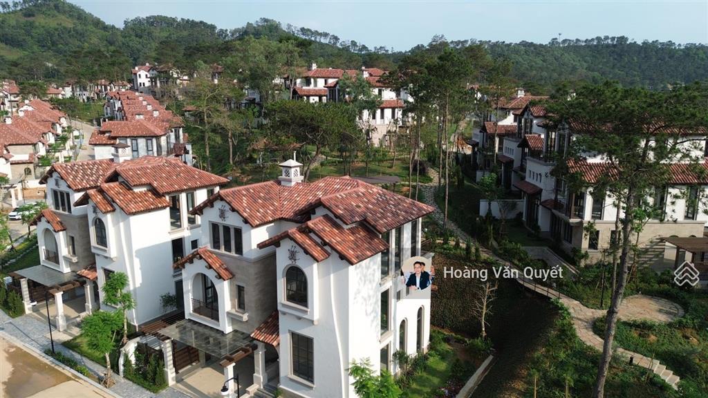Chuyển nhượng biệt thự 190m2 thanh xuân valley nhận nhà hoàn thiện luôn, giá 13,6 tỷ. 0962 202 ***