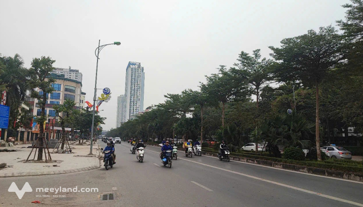 Hiếm nhà mặt phố lớn Lê Trọng Tấn, 104m2, mặt tiền 5m, vị trí đẹp, kinh doanh sầm uất, giá 31,5 tỷ