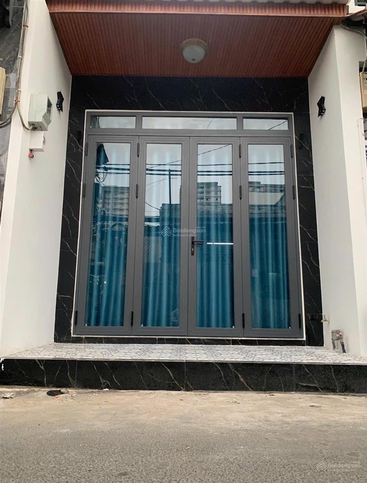 Tôi bán nhà 60m² sd, 1 trệt, 1 lầu, ô tô đậu trước nhà, tuyệt đẹp. quận 7. giá 2,39 tỷ