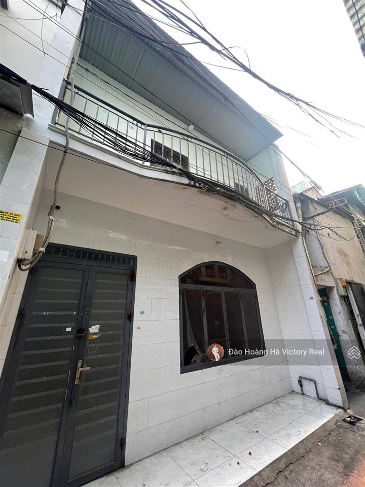 Nhà ngang lớn 5.2 x 14m dt 70m2 tại văn chung, p13, tb (ga t3), 2 tầng 3pn, giá chỉ 7.6 tỷ tl