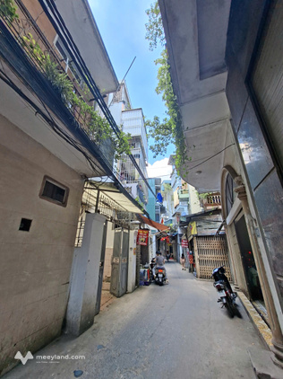 Bán nhà mặt ngõ thông, kinh doanh, đường Minh Khai, 60m2, 4 tầng