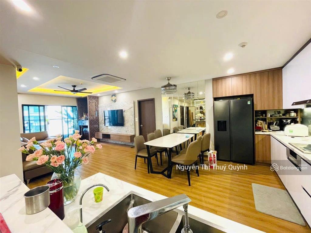 Nhà tôi cần bán ch 145m2 4n, hpc 105 tố hữu, full nội thất, sẵn sổ, full nội thất đẹp, chỉ 6xtr/m2