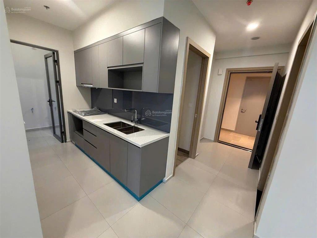 Chính chủ cần bán căn 2pn 2wc view đông nam. diện tích 67.11m2. giá cực rẻ chỉ 2.58 tỷ căn hộ avio