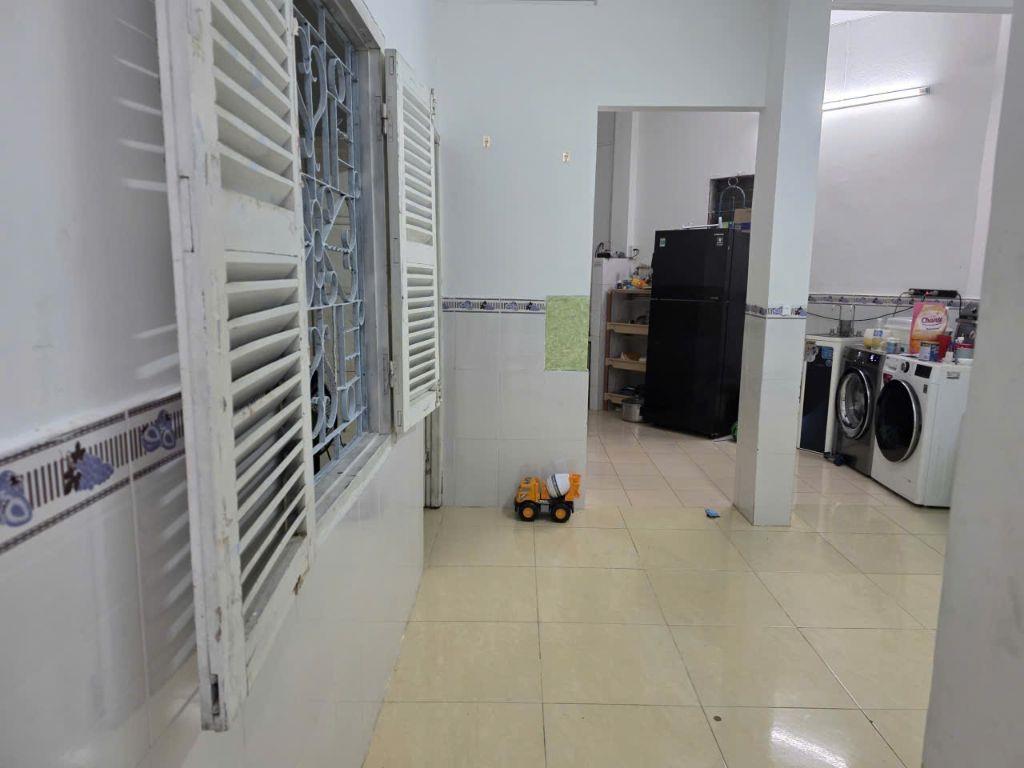 Bán nhà-DT72m2-3PN-ôtô-đậu cửa-nguyễn chích-vĩnh hoà-Bắc Nha Trang-chỉ 2ty9 ( gần biển)