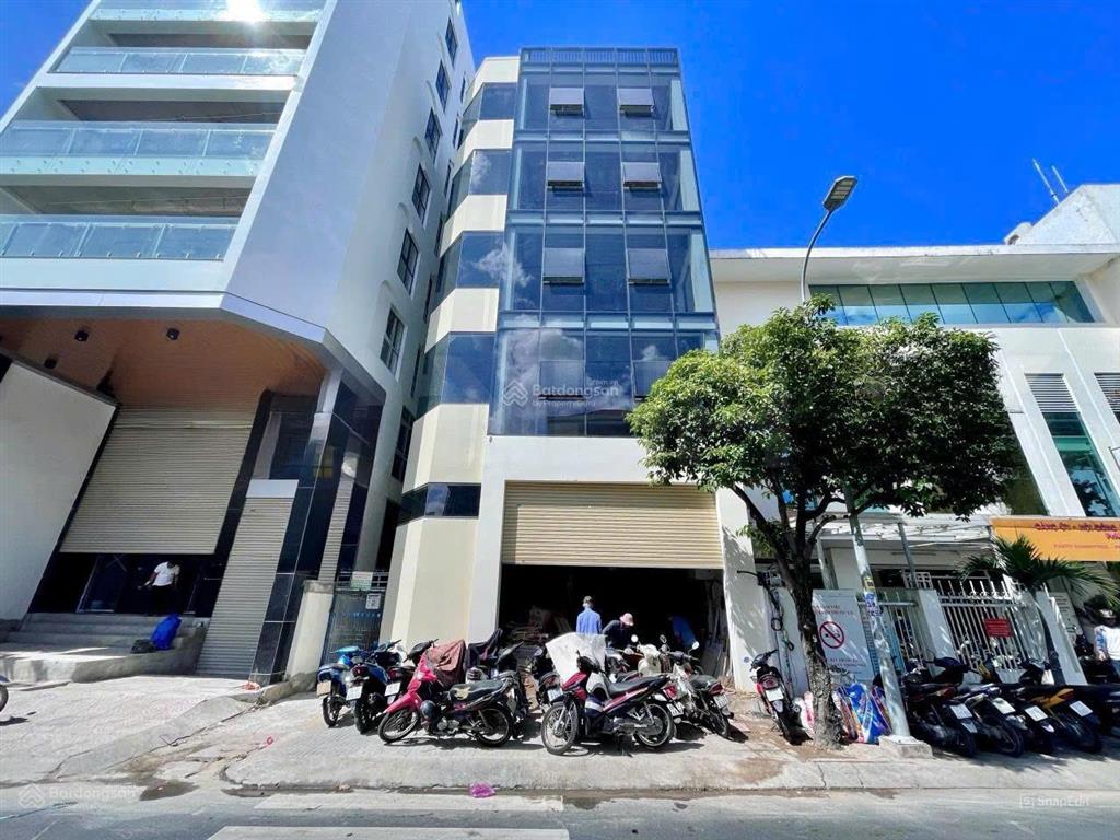Ngộp nợ bán nhanh góc 2mt lê quang định dt 8 x 25m hđt 170 triệu giá 68 tỷ