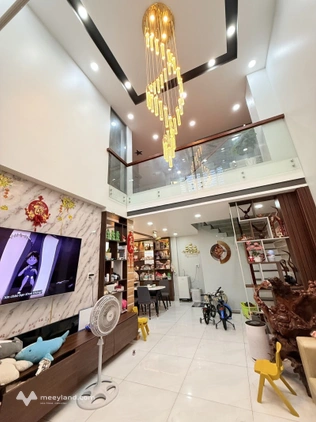 Bán nhà khu Tây Thạnh, 4 tầng, 68m2, giá chỉ 8,2 tỷ, nội thất đẹp