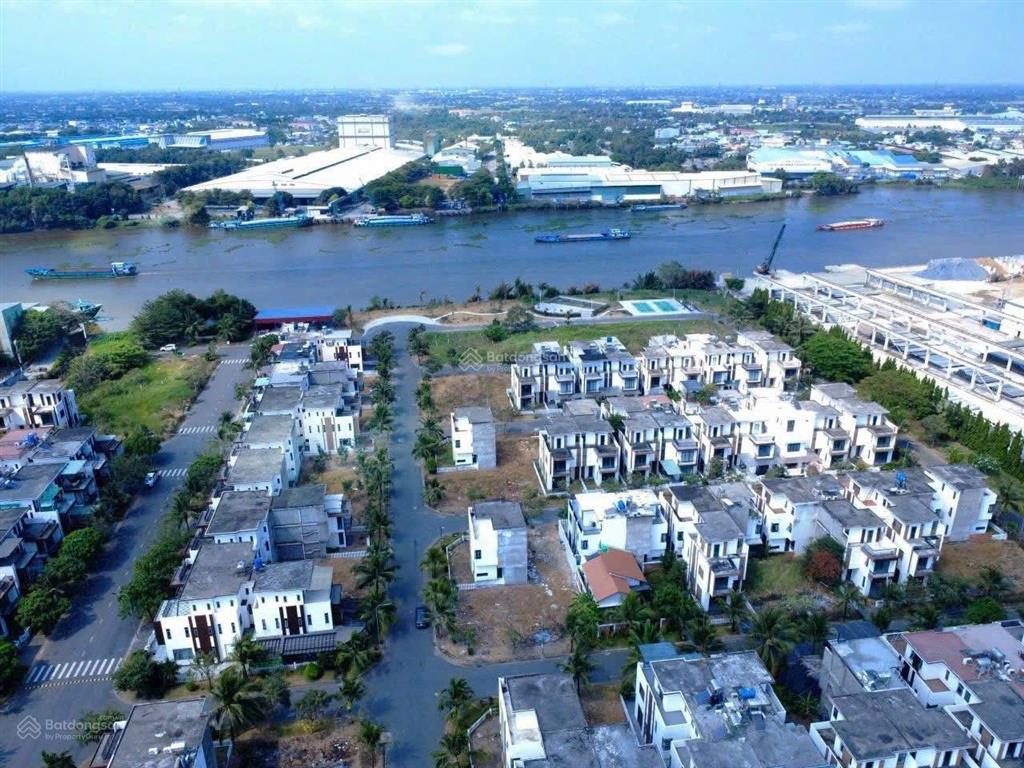 Nhà phố trục chính kdc trần anh riverside giá rẻ bất ngờ chỉ 1,8 tỷ