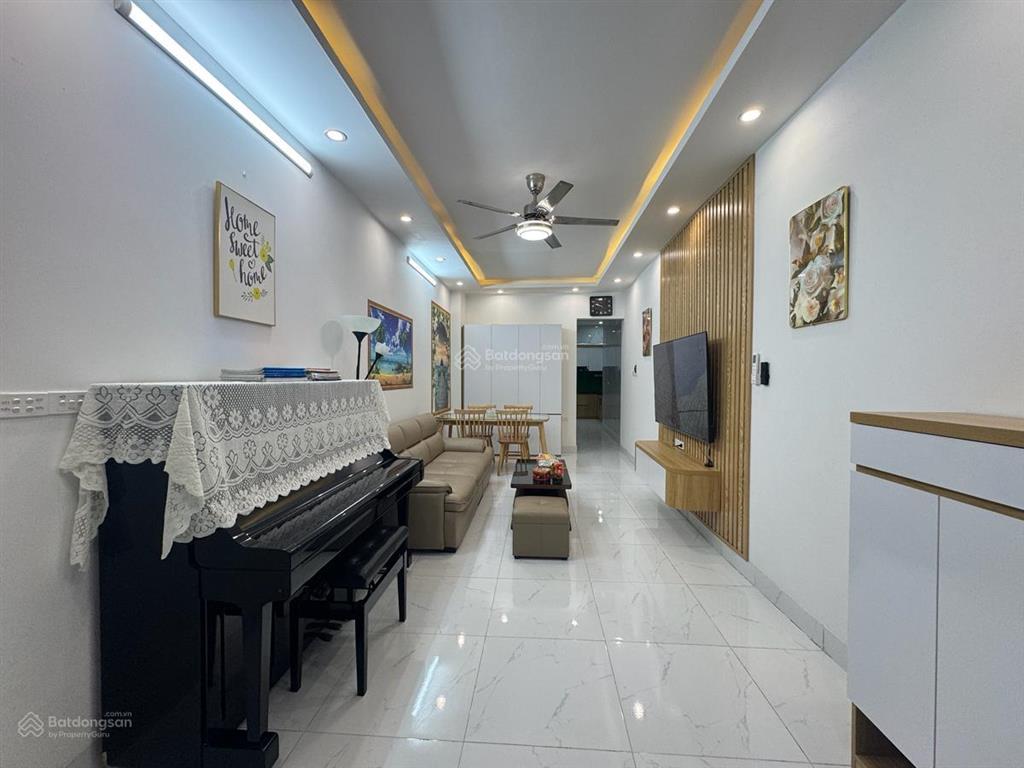 Chủ gửi bán gấp căn nhà cù chính lan xây tâm huyết, ngõ nông, gần ô tô, 2 thoáng, full nt, sđcc