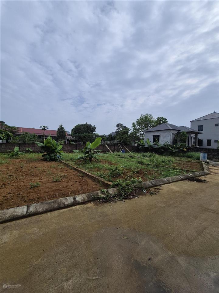 Dưới 2 tỷ săn đất hòa lạc full thổ cư gần trục đh09 không còn nhiều