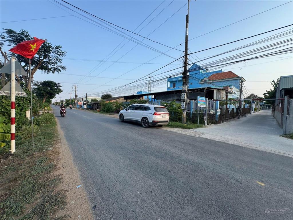 Bán nhà ấp 4 xã tân bửu long an