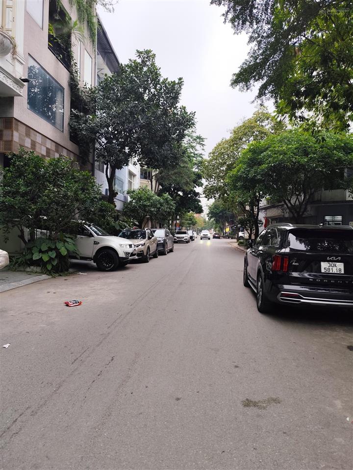 Bán nhà mặt phố việt hưng 76m², mt 4,5m, nhà 5 tầng giá chào 28 tỷ vỉa hè ôtô tránh kinh doanh