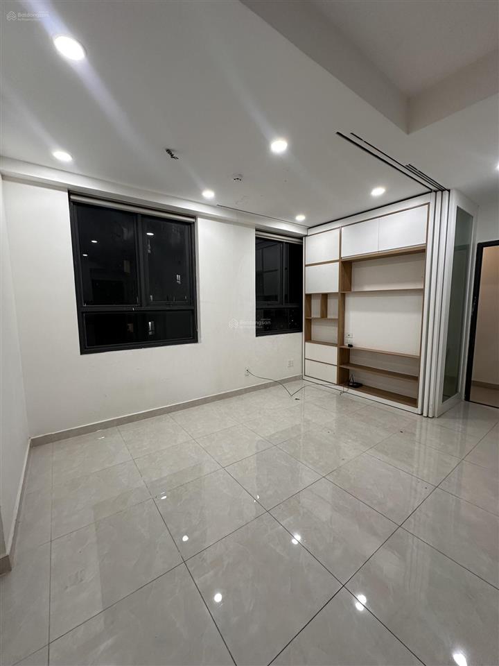 Chính chủ gửi bán nhanh căn hộ saigon intela giá 2,080 tỷ căn 2pn 2wc còn thương lượng
