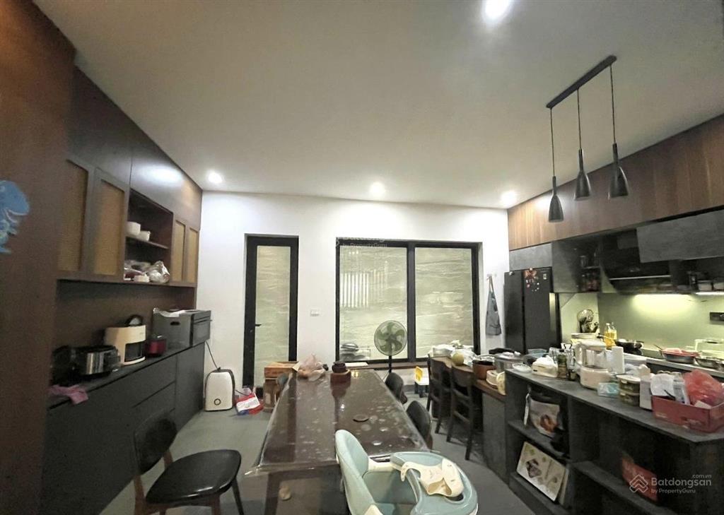 Bán nhà vườn lê trọng tấn, 2 mặt thoáng, vỉa hè, gara ô tô, view vườn hoa cực đẹp