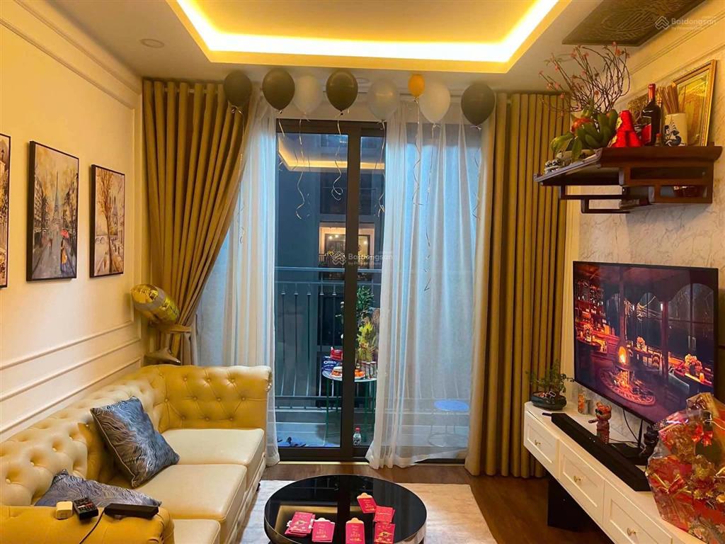 Bán căn hộ geleximco 62m2 2pn 2wc, giá 5,5 tỷ bao phí