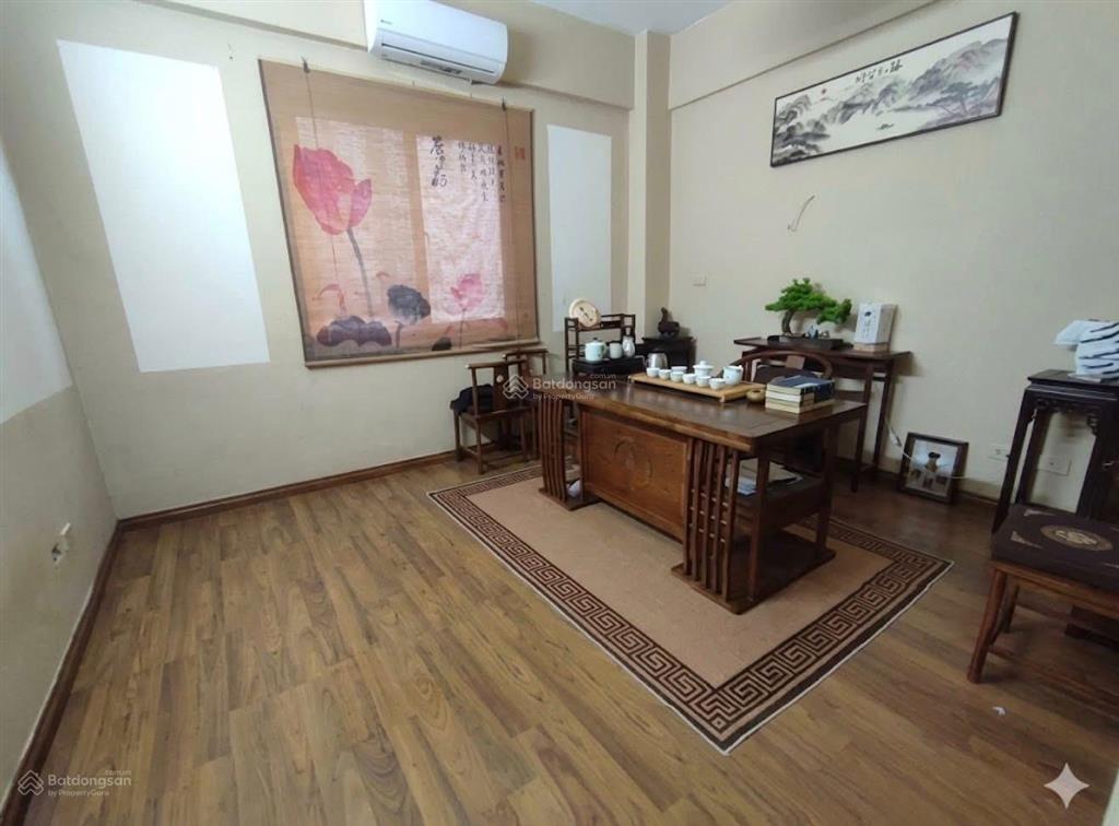 Chính chủ bán căn góc hh2 cầu giấy 122m2, 3pn 3wc, full nội thất cb, đang cho thuê 14tr/tháng