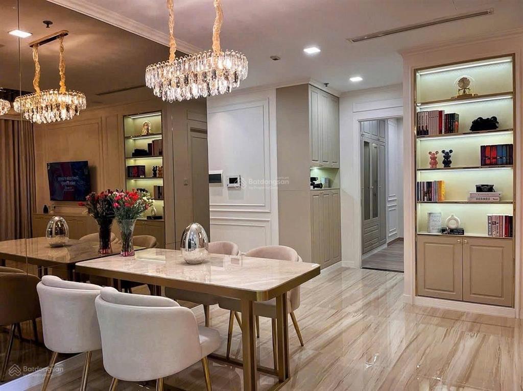 Bán cc tại vinhomes grand park, 3,05 tỷ, 69m2, 2pn, 2wc, nội thất đầy đủ 0931 288 ***