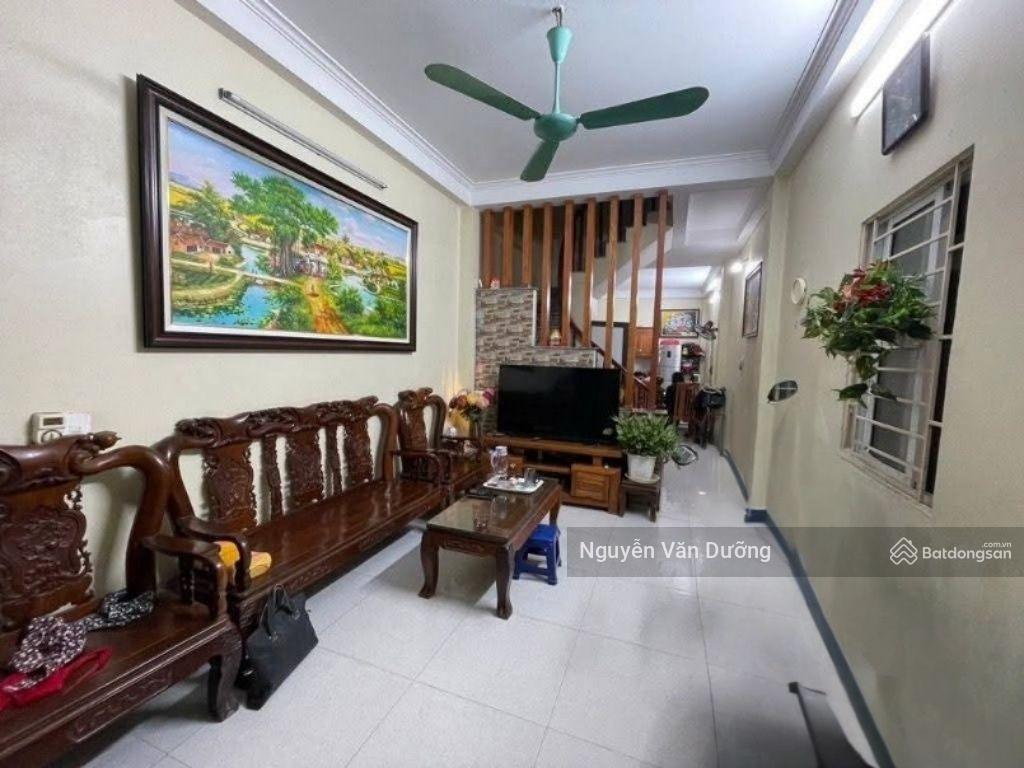 Giảm mạnh chùa bộc phạm ngọc thạch gần đại học y, ngõ thoáng, sát phố, ôtô đỗ gần dân xây, 40m2*5t