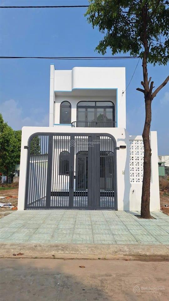 Bán nhà mỹ phước 3 bến cát bình dương. nhà mới vị trí đẹp gần chợ công ty. giá 2.35tỷ 0937 948 ***