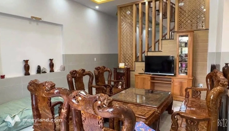 Bán gấp nhà 3 tầng mặt tiền đường nhựa khu Gò Cát, Bà Rịa - Giá chỉ 5.7 tỷ