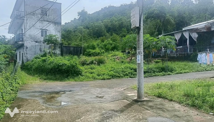 Đất kiệt An Ngãi Tây, Hòa Sơn, 111m2, 2 mặt tiền, giá tốt