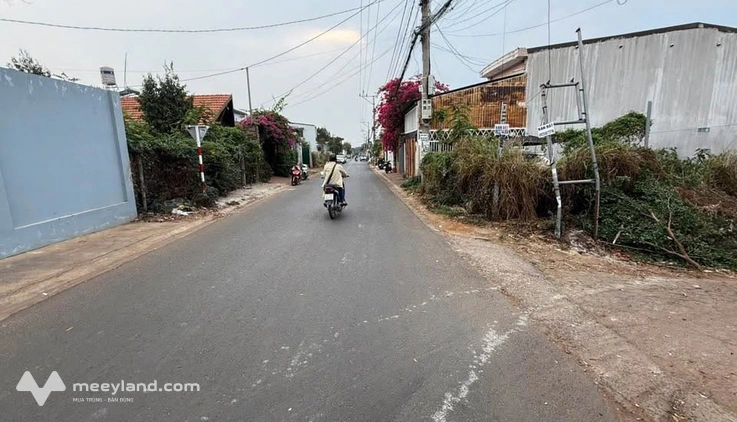 Đất 2 mặt tiền Hoàng Thế Thiện, cách Y Moan 50m, phường Tân Lợi, Buôn Ma Thuột