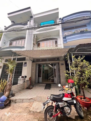 Cho thuê nhà nguyên căn hẻm xe hơi Phan Huy Ích, Gò Vấp - Full nội thất, giá chỉ 12.5 triệu/tháng