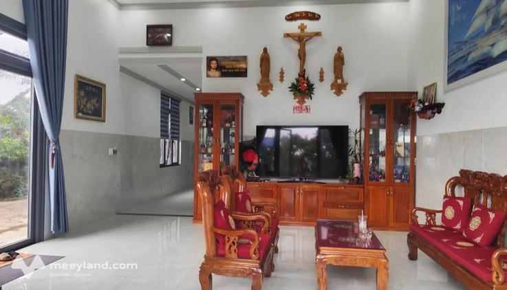 Biệt thự sân vườn 1000m2 Đức Trọng - Đầu tư 6.2 tỷ, nay bán gấp giá sốc