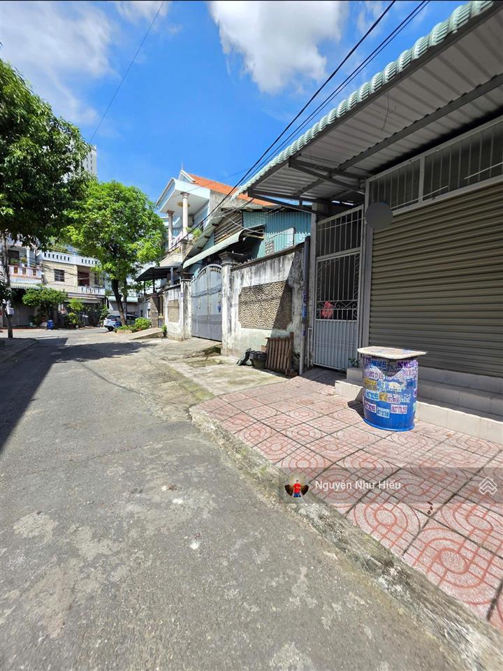 Bán đất tặng nhà cũ gần đường nguyễn trãi 200m, p. dĩ an, tp. dĩ an (6,3x16m)