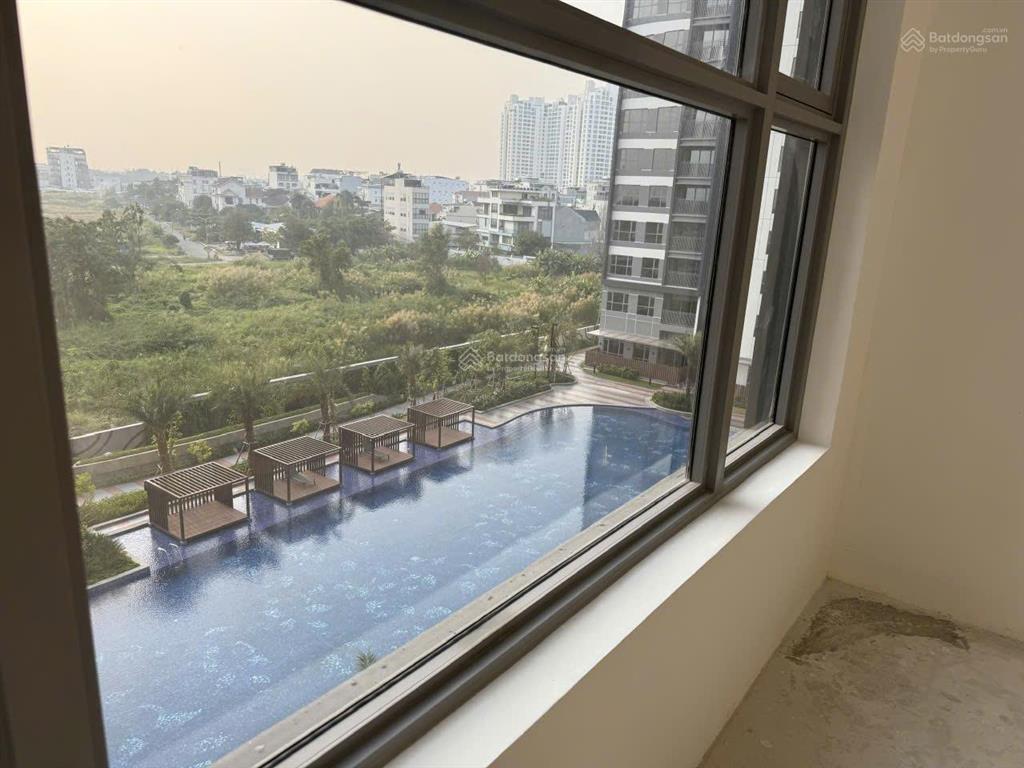Chính chủ gửi bán nhanh căn 3pn 106m view hồ bơi giá 6.850 tỷ