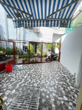 Cho thuê nhà hẻm xe tải đường Trần Nam Phú, nội thất đỉnh, giá chỉ 5 triệu/tháng