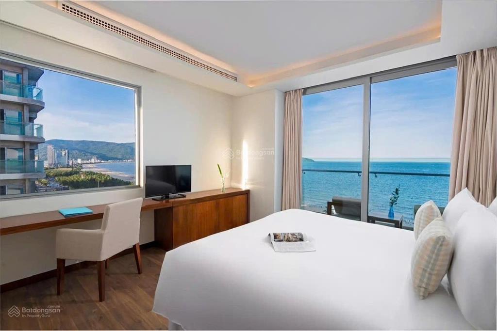 Cc cần tiền bán gấp căn hộ góc,view trực diện biển mỹ khê,dt 114m2 tầng cao,full nội thất,kt 45tr