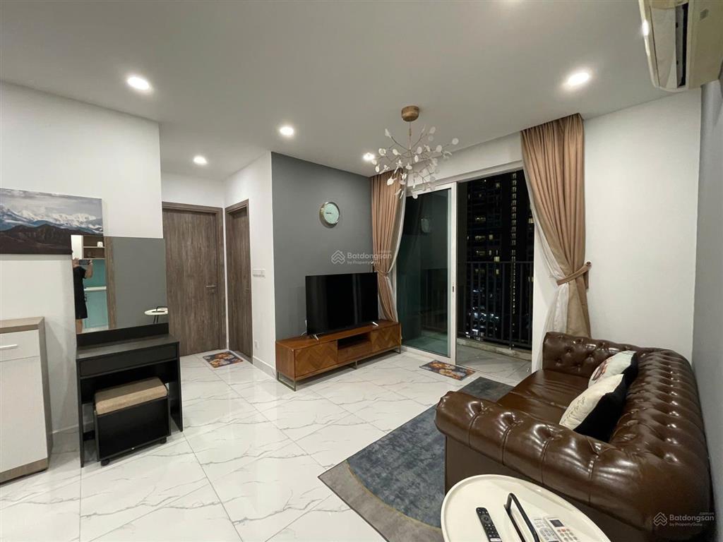 Chính chủ cần bán nhanh căn 1pn vista verde. nội thất đẹp.