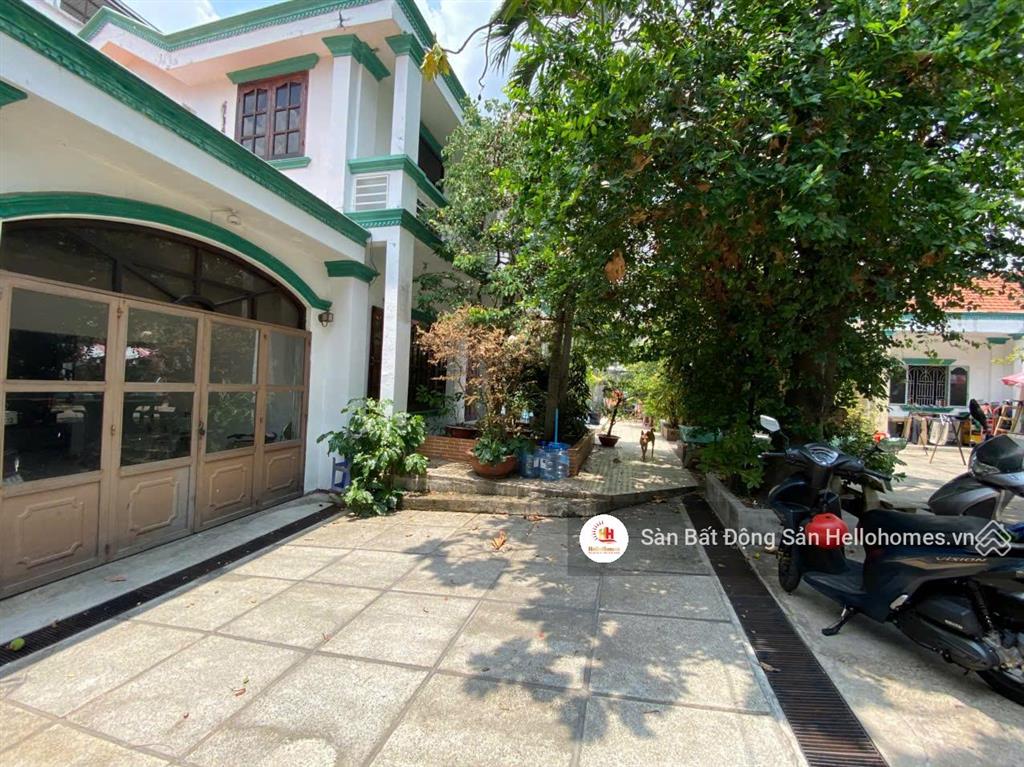 Biệt thự sân vườn nguyễn văn quá quận 12 sổ riêng 1050m2 có hồ bơi, giá 66 tỷ